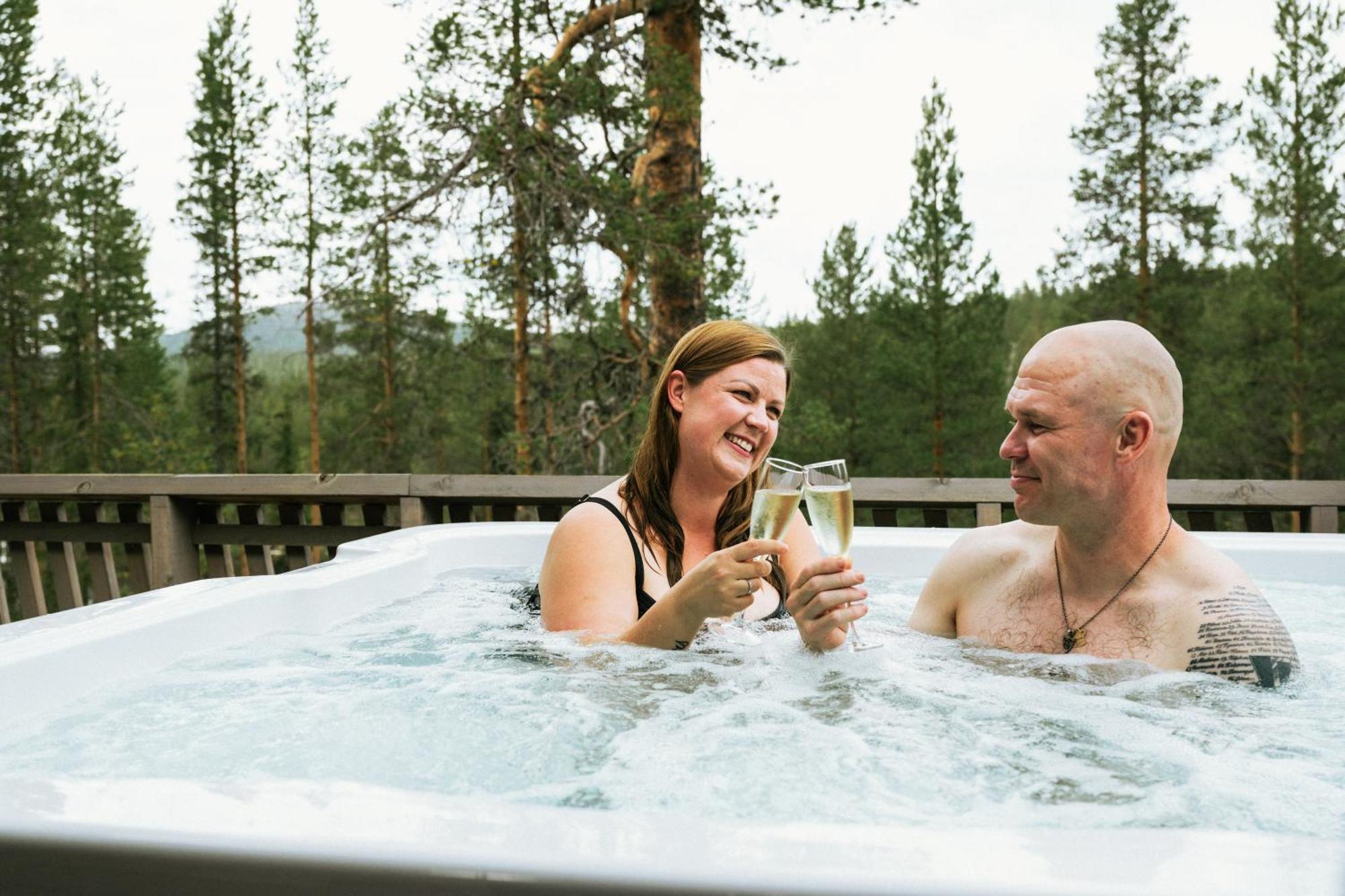 Salla Wilderness Lodges Bagian luar foto